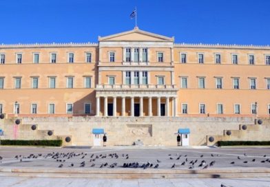 Ψευδο-αυτοαπασχολούμενοι στην Εθνική Τράπεζα – επιστολές προς κόμματα